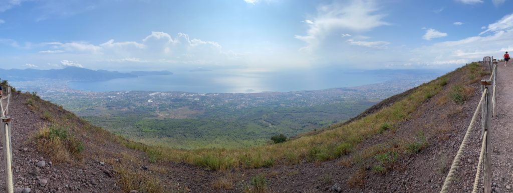 Vistas de las dos bahías desde el Vesubio